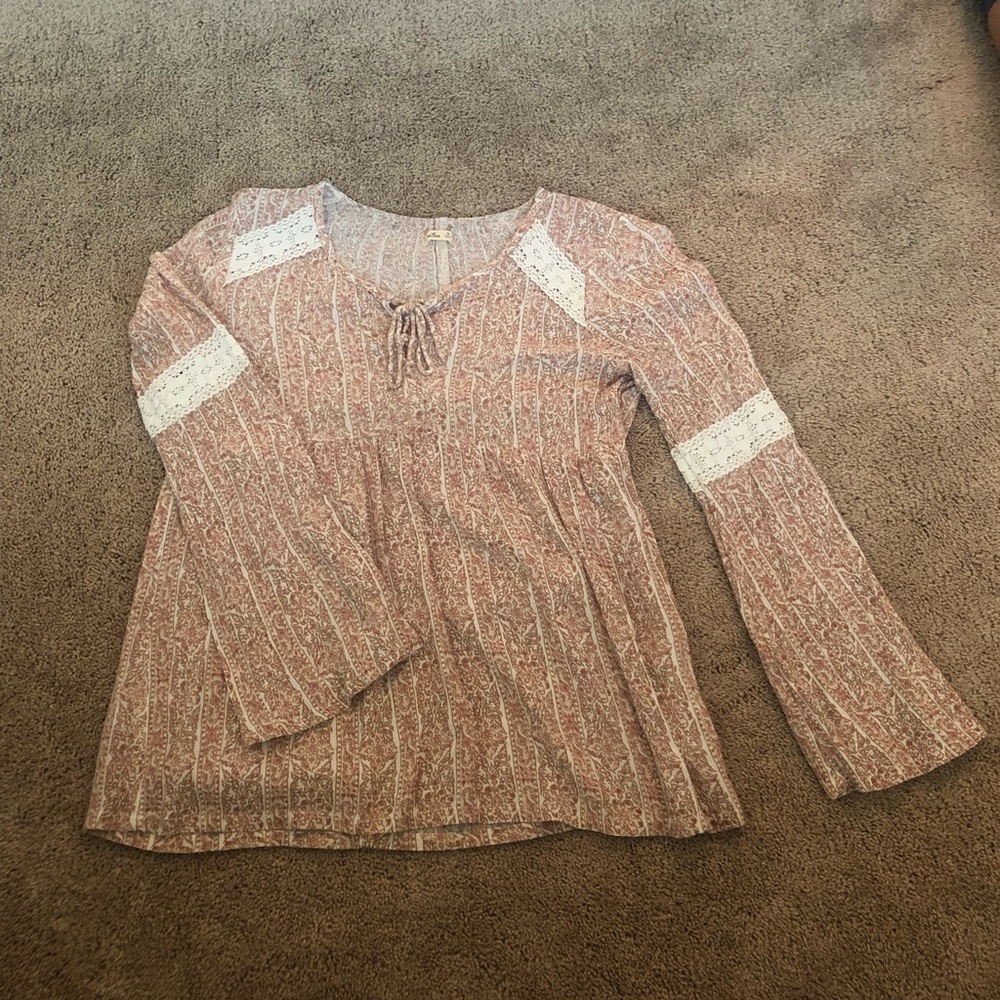 Long sleeve flower print blouse